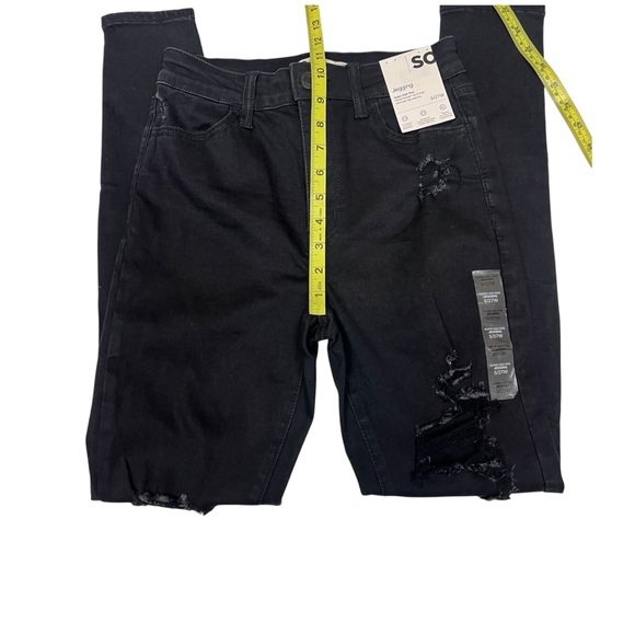 NWT SO Jeggings High Rise Sz 5 (27 W) Destroyed - Picture 6 of 12